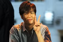 Lee Min Ho hát trước 15000 fan hâm mộ Philippines