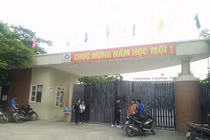 Học sinh THPT Lương Thế Vinh bàng hoàng khi nghe tin thầy Cương mất