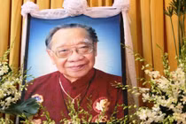 Lễ phát tang GS-TS Trần Văn Khê 