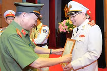 Chánh văn phòng Bộ Công an Tô Ân Xô được thăng hàm Trung tướng