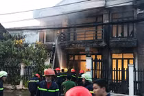 2 người tử vong trong vụ cháy lớn ở Sài Gòn
