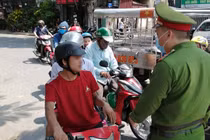 Hà Nội: Cách ly tập trung người về từ địa phương có dịch đang giãn cách xã hội