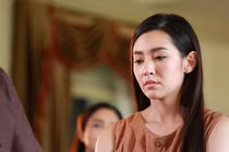 Anh rể tương lai tình tứ với gái lạ, tôi lao vào đánh ghen nhưng...