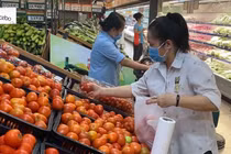 Video: Người dân quận 7, TP.HCM những ngày đầu đi siêu thị theo phiếu