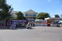 Bác sĩ Bình Thuận không khai báo y tế, làm lây nhiễm COVID-19: “Cần truy cứu TNHS“
