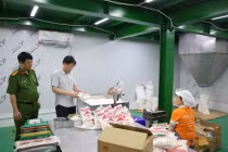 Vụ hàng trăm tấn dầu ăn, mì chính giả, người tiêu dùng bức xúc