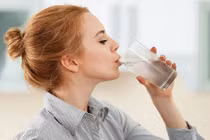 Biết những mẹo làm đẹp này để thành “mỹ nhân văn phòng“