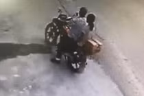U50 cho đi nhờ xe miễn phí để dụ dỗ hiếp dâm bé gái