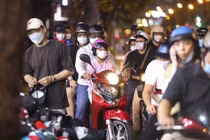 Số ca nhiễm nCoV ngày càng cao, các địa phương dừng chào đón năm mới