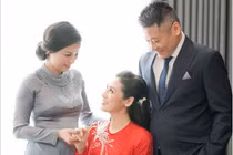 Mẹ ruột hé lộ cuộc sống thật của Á hậu Tú Anh sau gần 1 năm sinh con cho thiếu gia