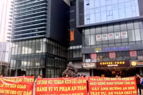 Chung cư Hei Tower: Cửa thoát hiểm thành "cửa tử"