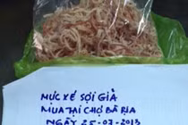 Kinh hoàng khô mực “lạ” bốc mùi nylon