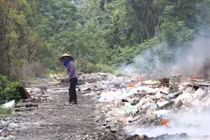 Mối nguy "khủng khiếp" ở ngôi làng "giàu nhất nhì miền Bắc"