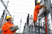 Lộ những khoản thưởng tiền tỷ kỳ lạ ở EVN