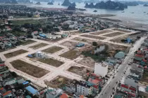 Đại gia ôm tiền “tháo chạy” khỏi hai thị trường bất động sản lớn