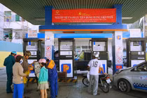 Sếp Petrolimex nói gì về treo khẩu hiệu ủng hộ hàng Việt?
