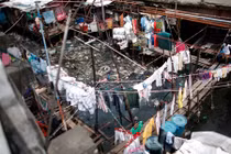Bộ ảnh gây sốc về khu ổ chuột rách nát ở Manila