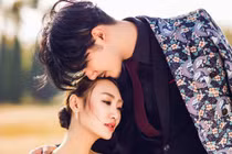 Đàn bà khôn ngoan: Đừng yêu quá sâu, đừng hy sinh quá nhiều
