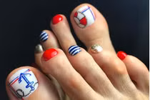 Mẫu nail cực chất cho các cô nàng sắp đi nghỉ mát