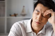 Cưới nhau 10 năm, chồng phát hiện bí mật kinh khủng của vợ