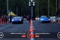 Cuộc đọ sức ngoạn mục giữa siêu xe Lamborghini Huracan và Aventador