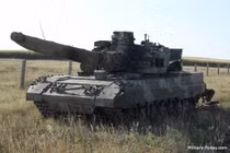 Rợn tóc gáy hỏa lực của xe tăng T-95 Nga