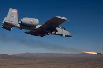 “Ác quỷ” A-10 tấn công kịch liệt thành trì IS ở Syria