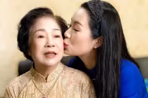 Mẹ nghệ sĩ Trịnh Kim Chi qua đời, dàn sao gửi lời chia buồn 