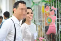 O Sen Ngọc Mai nói về ảnh cưới với người không phải Quốc Nghiệp
