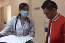 Tấn Phát lên tiếng sau sự cố uống nhầm axit