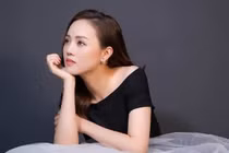Vợ kém 15 tuổi của Công Lý: Tôi yêu cuồng nhưng sống không vội!