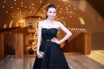 Trà Ngọc Hằng lộng lẫy như công chúa