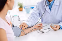 Xử phạt loạt cơ sở hành nghề y, dược tư nhân và ATTP