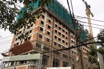 Rơi từ tầng 10 công trình khu Saigon Homes, 2 công nhân tử vong