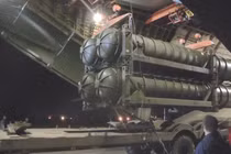 Đã rõ biến thể tên lửa S-300 Nga vừa chuyển giao cho Syria