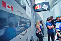 Canada chào đón hơn 1 triệu người nhập cư trong ba năm tới