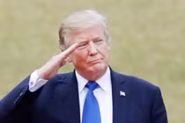 Tổng thống Trump hủy chuyến công du châu Á vào cuối năm nay