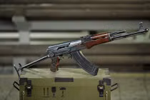 Bất ngờ thiết kế nguyên bản của huyền thoại AK-47