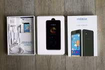 Tận mục smartphone giá rẻ kiêm sạc dự phòng ở Việt Nam