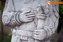 Đội quân bằng đá ở phế tích 3 thế kỷ của Hà Nội