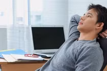 Bất chấp ngăn cản cưới gái quán bar, chàng kiến trúc sư ôm hận