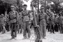 Ảnh cực hiếm về tàn quân Pol Pot năm 1988
