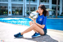 Nữ luật sư xinh đẹp mê các chàng trai Italy