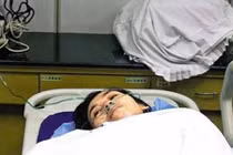 Sét đánh không chết nhờ... áo ngực