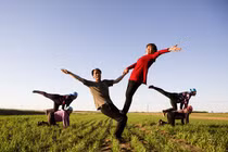 Kỳ lạ ngôi làng yoga ở Trung Quốc, nơi người dân cực thọ 
