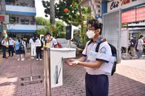 Ngày 12/6: Có 568 ca COVID-19, thấp nhất gần 12 tháng qua; Không có F0 tử vong