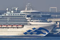 40 công dân Mỹ trên du thuyền Diamond Princess đã nhiễm COVID-19