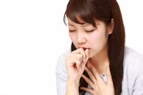 Cảm lạnh và ho dữ dội, đi khám người phụ nữ phát hiện u xơ tử cung 