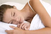 Làm gì khi người huyết áp cao bị mất ngủ?