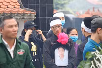 Đám tang nữ sinh Học viện ngân hàng bị sát hại: Lá vàng buồn tiễn lá xanh